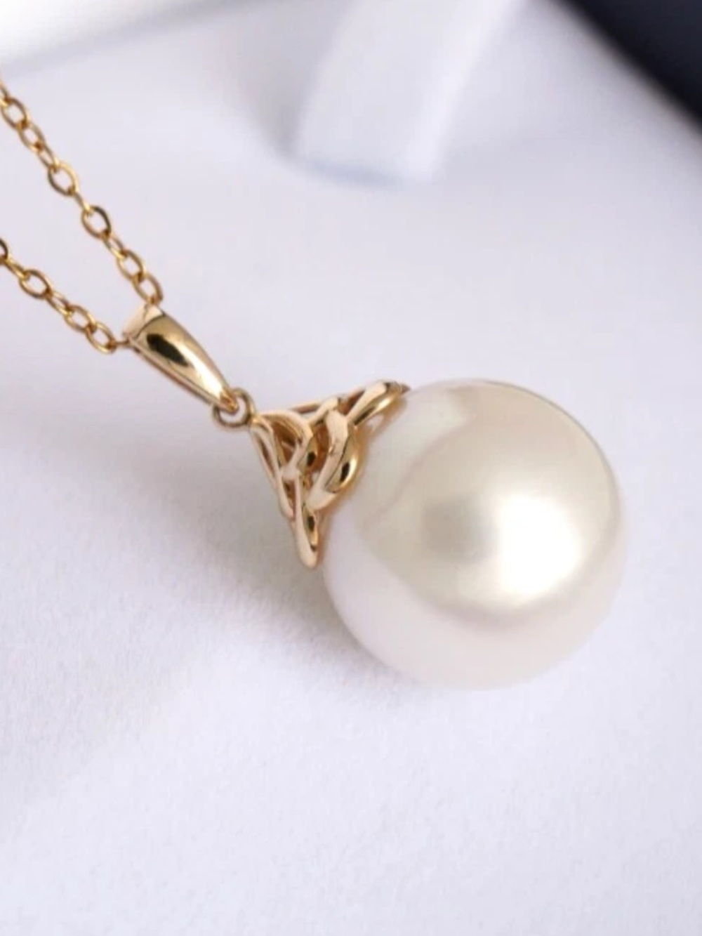 13.8mm South Sea Pearl Pendant 14K Solid Gold High Luster